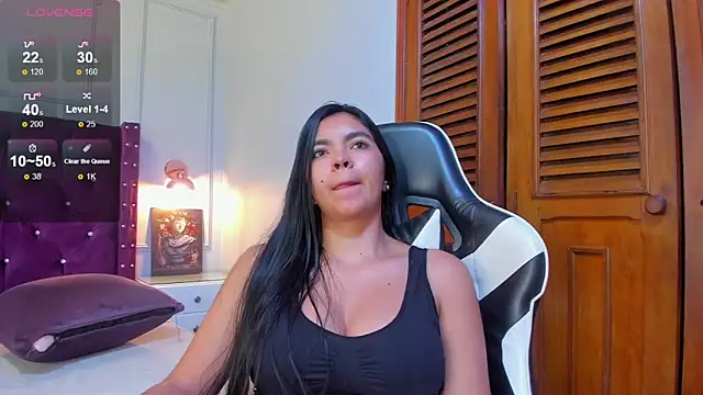 Snapshot of nathyy_garcia chatting on 02.22.25 nathyy garcia online show from 02.22.25