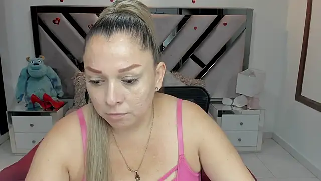 natalia5560 online show from 10.23.25