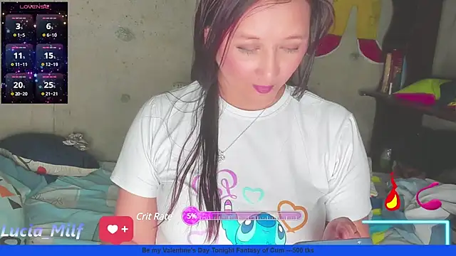 Snapshot of MilfObsession_ chatting on 02.17.25 MilfObsession online show from 02.17.25