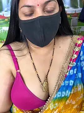 FlatVincy4 online show from 11.18.25