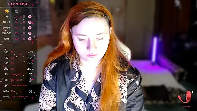 Bitchy Lily online show from 11.26.25