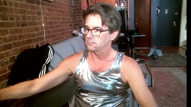 Snapshot of Johnny_Bottoms chatting on 09.21.25 Johnny Bottoms online show from 09.21.25