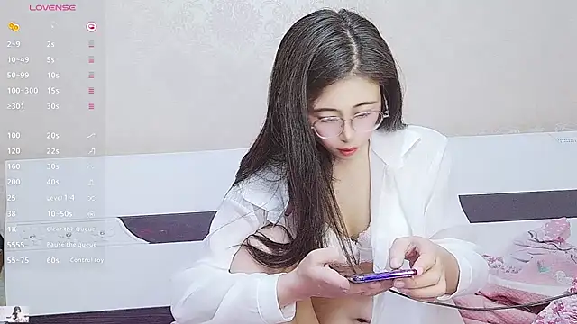 Snapshot of lingling998 chatting on 03.13.25 lingling998 online show from 03.13.25