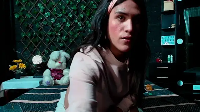 selene  fortuna online show from 10.04.25