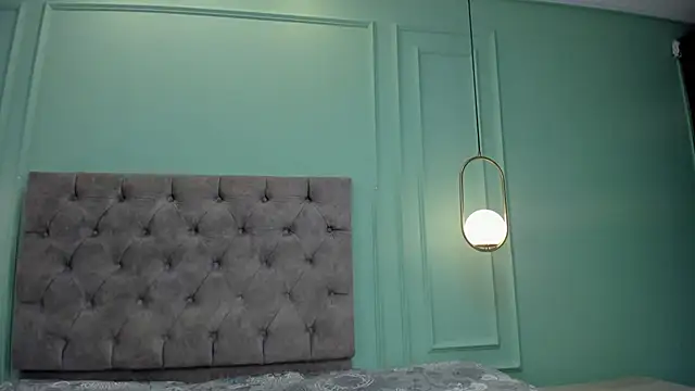 Abril jones10 online show from 01.22.25