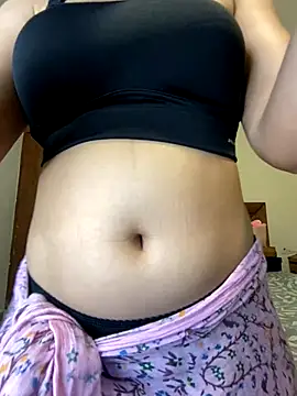 Snapshot of ahista chatting on 09.16.25 ahista online show from 09.16.25