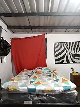 Snapshot of crazysex095 chatting on 12.30.24 crazysex095 online show from 12.30.24