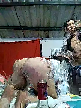 Snapshot of crazysex095 chatting on 12.31.24 crazysex095 online show from 12.31.24