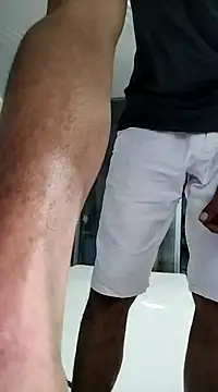 Snapshot of crazysex095 chatting on 01.02.25 crazysex095 online show from 01.02.25