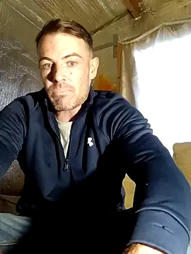 Snapshot of Eddyfrancis87 chatting on 10.04.25 Eddyfrancis87 online show from 10.04.25