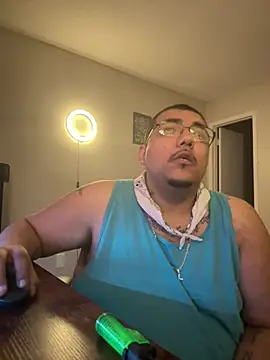 Snapshot of cloudy_couple444 chatting on 02.03.25 cloudy couple444 online show from 02.03.25