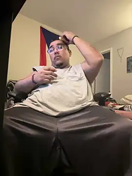 Snapshot of cloudy_couple444 chatting on 03.11.25 cloudy couple444 online show from 03.11.25