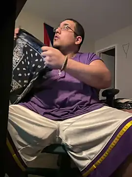 Snapshot of cloudy_couple444 chatting on 03.15.25 cloudy couple444 online show from 03.15.25