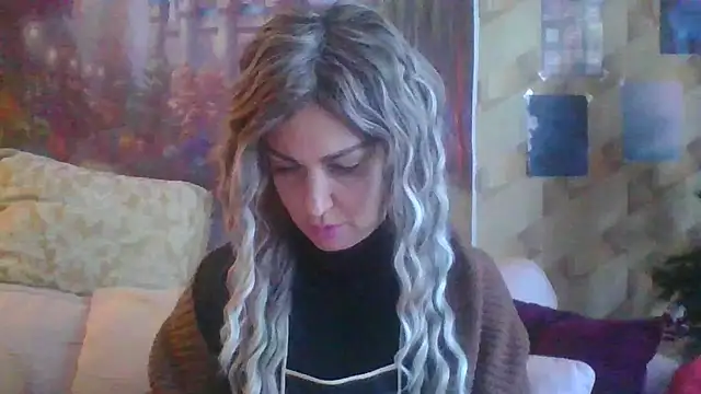 Snapshot of BELLAMORGANE1 chatting on 12.23.24 BELLAMORGANE1 online show from 12.23.24