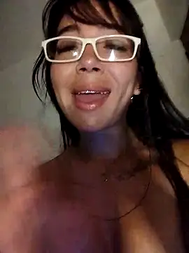 Snapshot of StarSex22 chatting on 03.04.25 StarSex22 online show from 03.04.25