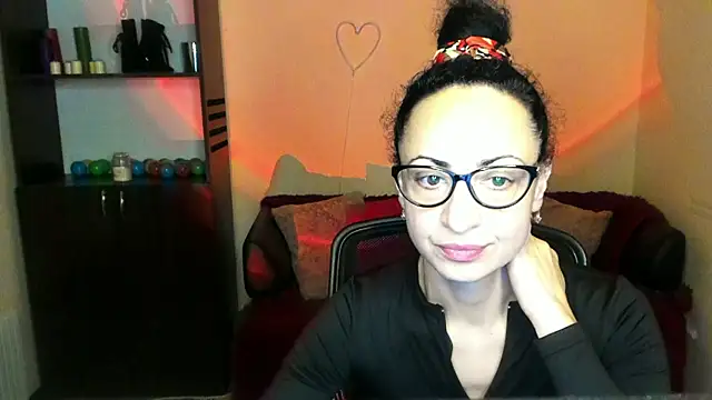 Snapshot of Arianasweety23 chatting on 01.08.25 Arianasweety23 online show from 01.08.25