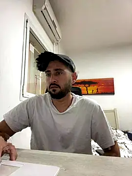 Snapshot of luffykingofpirets chatting on 11.09.25 luffykingofpirets online show from 11.09.25