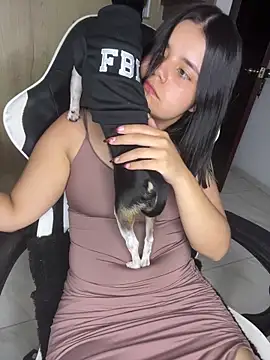 Snapshot of pretty_angela1 chatting on 12.02.25 pretty angela1 online show from 12.02.25