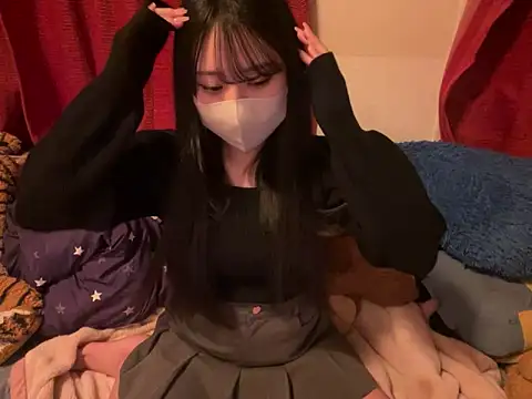 Snapshot of TAISHI_chan chatting on 01.24.25 TAISHI chan online show from 01.24.25