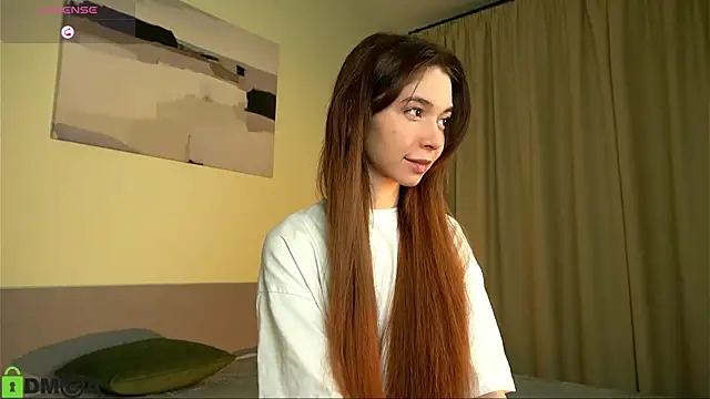 Snapshot of LittleOriana chatting on 12.31.24 LittleOriana online show from 12.31.24