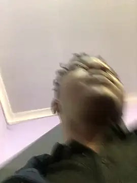 Redfucks333 online show from 11.18.25