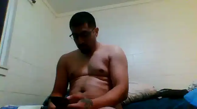 Snapshot of k1oudE chatting on 02.27.25 k1oudE online show from 02.27.25