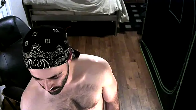 Snapshot of Faded-Solo chatting on 01.25.25 Faded-Solo online show from 01.25.25