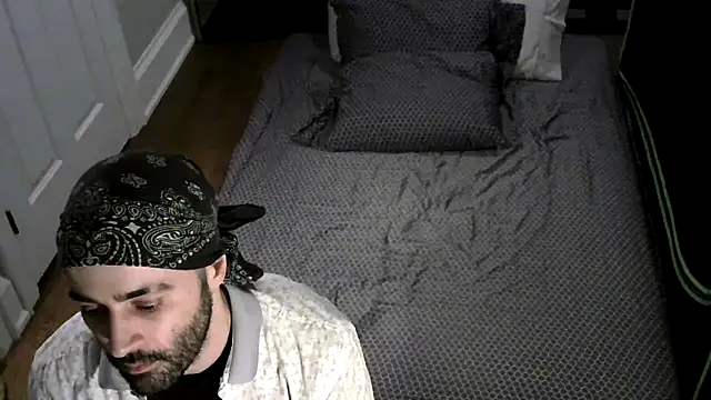 Snapshot of Faded-Solo chatting on 01.27.25 Faded-Solo online show from 01.27.25