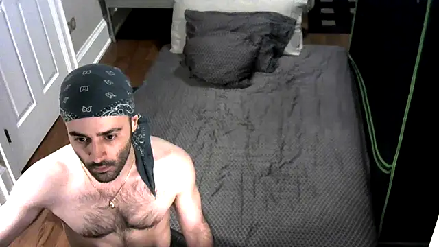 Snapshot of Faded-Solo chatting on 02.18.25 Faded-Solo online show from 02.18.25
