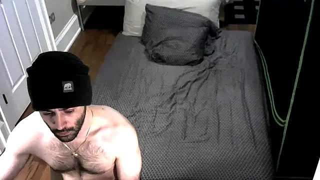 Snapshot of Faded-Solo chatting on 02.22.25 Faded-Solo online show from 02.22.25