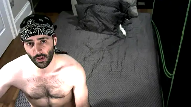 Snapshot of Faded-Solo chatting on 02.27.25 Faded-Solo online show from 02.27.25