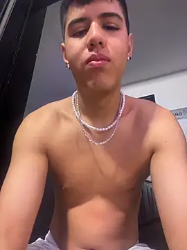 Angel Khouri online show from 11.17.25