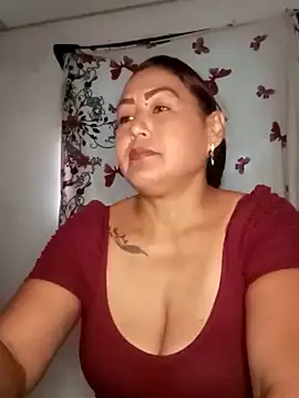 Snapshot of Abigail_BigTits chatting on 02.18.25 Abigail BigTits online show from 02.18.25