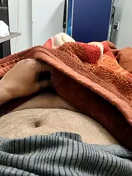 Snapshot of indian_lover3 chatting on 12.29.24 indian lover3 online show from 12.29.24