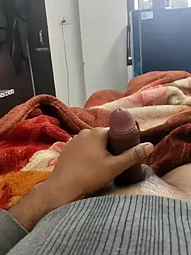 Snapshot of indian_lover3 chatting on 01.02.25 indian lover3 online show from 01.02.25