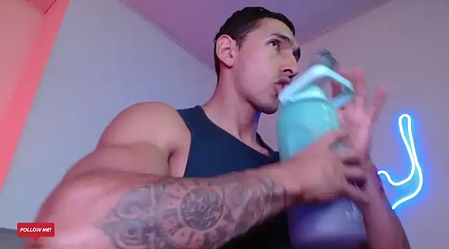 Joylopez fit online show from 01.28.25