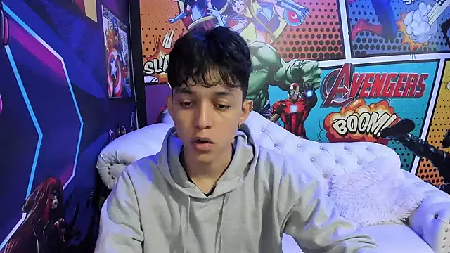 Snapshot of jisuscat chatting on 02.11.25 jisuscat online show from 02.11.25