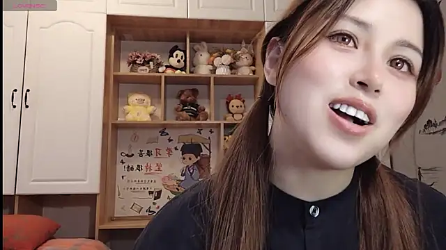 Lucky-xiuxiu online show from 02.19.25