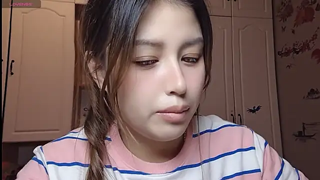 Lucky-xiuxiu online show from 02.22.25