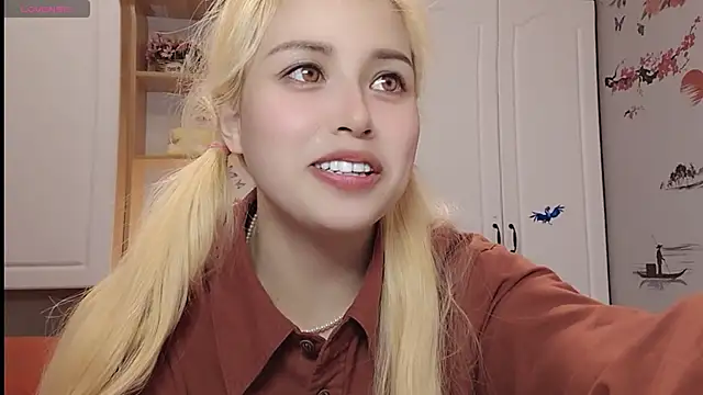 Lucky-xiuxiu online show from 02.26.25