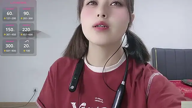 Lucky-xiuxiu online show from 09.10.25