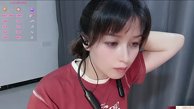 Lucky-xiuxiu online show from 10.10.25