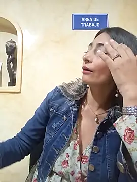 BELLA--26 online show from 03.14.25