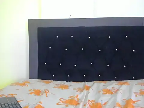 violetadumsper online show from 11.21.25