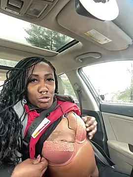 Snapshot of Yoshibaby2670 chatting on 01.31.25 Yoshibaby2670 online show from 01.31.25