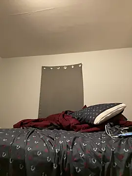 Snapshot of Yoshibaby2670 chatting on 02.03.25 Yoshibaby2670 online show from 02.03.25