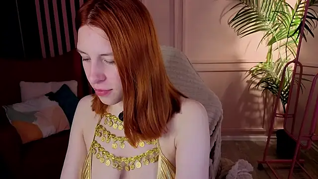 Mikka Blush online show from 10.09.25