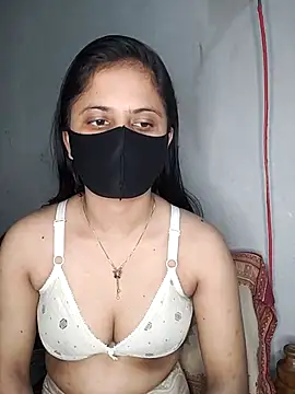 Hot Nila online show from 03.06.25