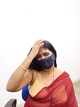 Snapshot of Lucky-Deepthi chatting on 03.04.25 Lucky-Deepthi online show from 03.04.25