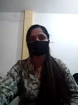 Snapshot of priyancyfun chatting on 01.29.25 priyancyfun online show from 01.29.25
